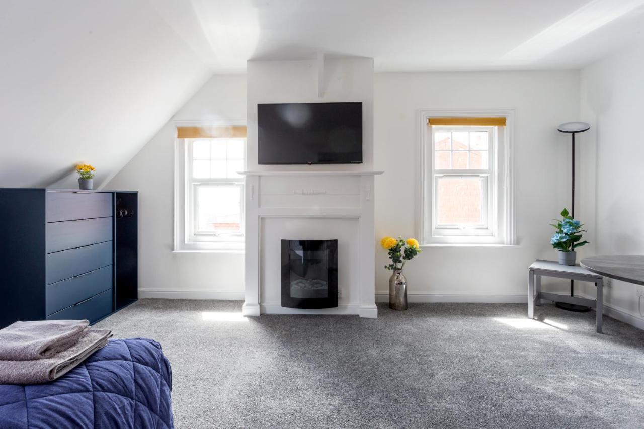 Beach View Luxury Apartment Lyme Regis Exterior foto